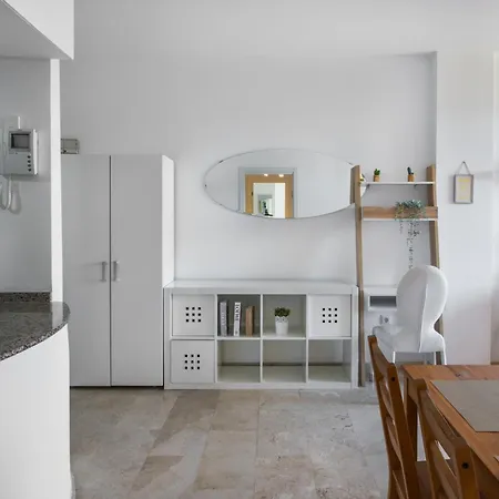 Apartment Valga Peaceful Retreat With Sea View