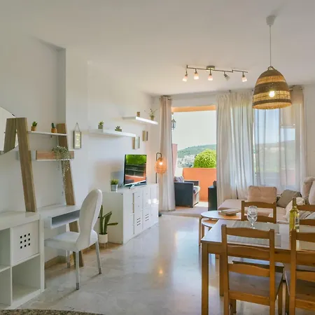 Valga Peaceful Retreat With Sea View